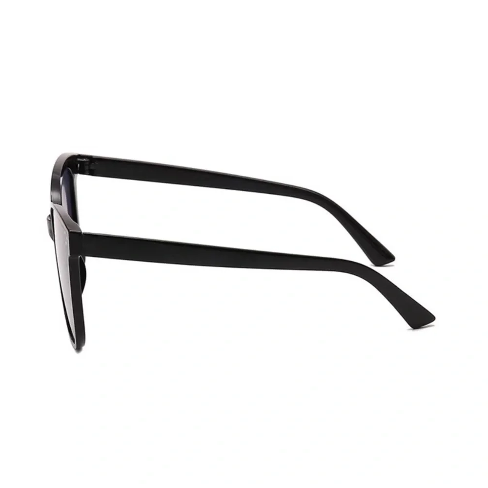 3/$30 🖤 Retro Cat Eye Sunglasses